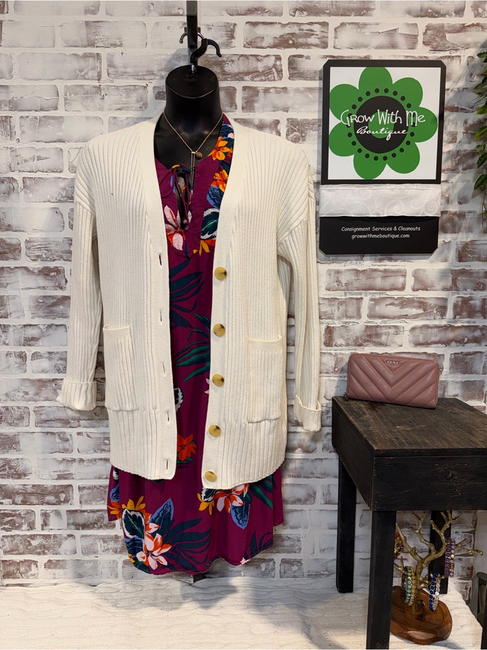 Cream Ribbed Button-Front Cardigan small - Picture 1 of 9